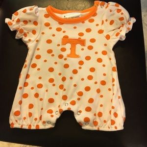 Tennessee Vols polka dot outfit worn once mint con