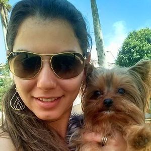 Meet your Posher, Camila