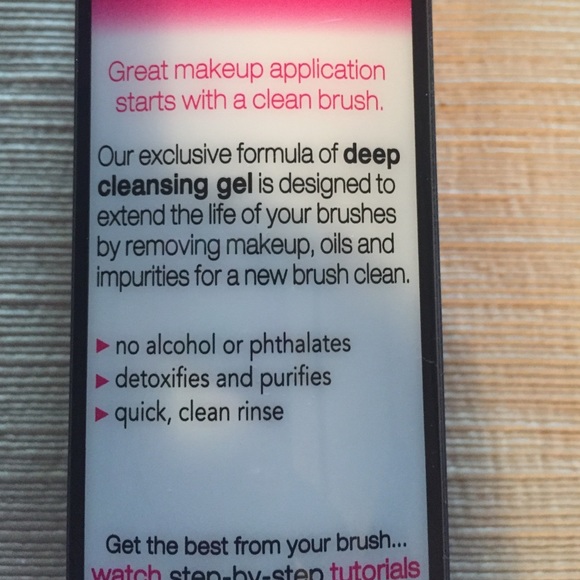 💝Free gift for @adowell1130 NIB Real Techniques - Picture 4 of 4