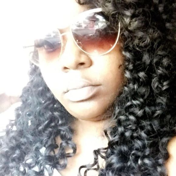 Meet your Posher, Erica