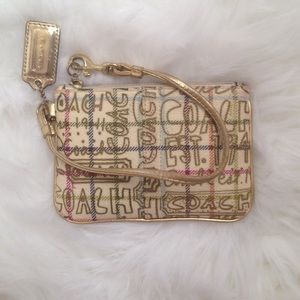 Coach Poppy Wristlet Wallet