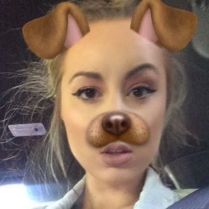 Meet your Posher, Liv