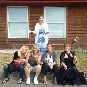 Meet your Posher, Crystal