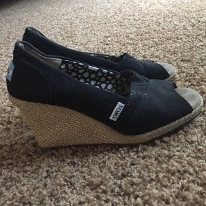 Black TOMS wedges