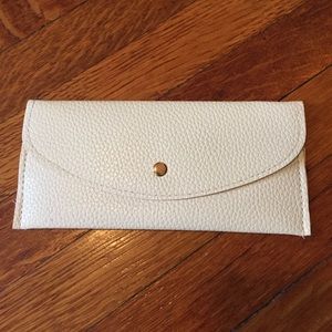 White PU Leather Clutch Wallet