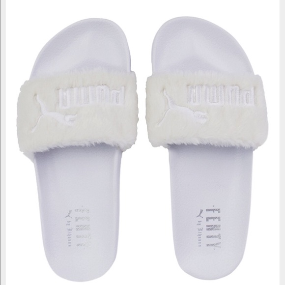 White PumaXRihanna fenty slides BRAND NEW 🎉🎉🎉🎉