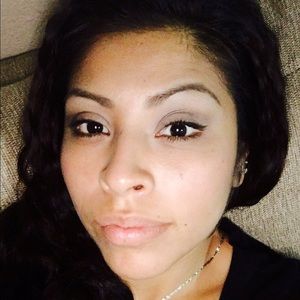 Meet your Posher, Ivette