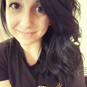 Meet your Posher, Alexandra