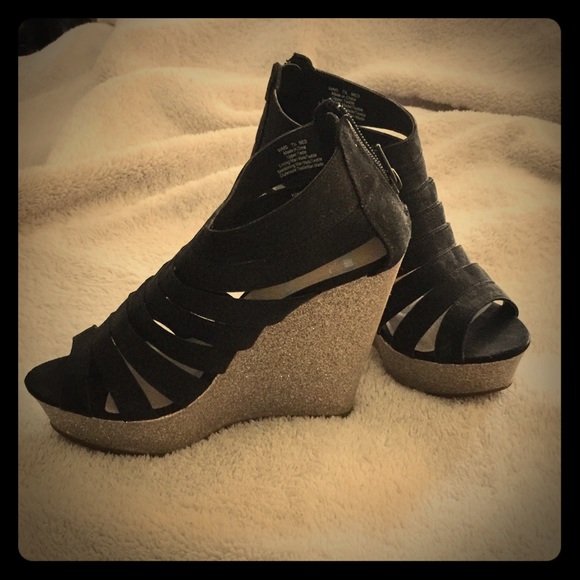 Elle gladiator wedge