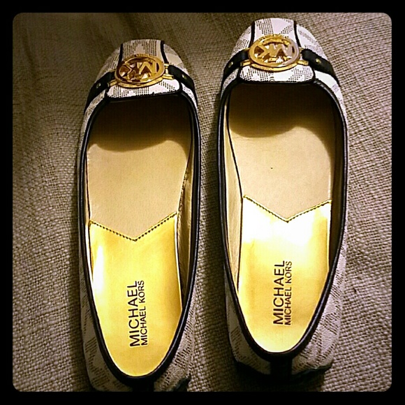 michael kors navy and white flats