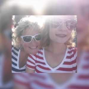 Meet your Posher, Lynda