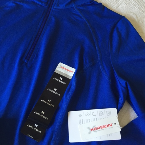 Xersion Performance Wear Athletic Set - Picture 2 of 3