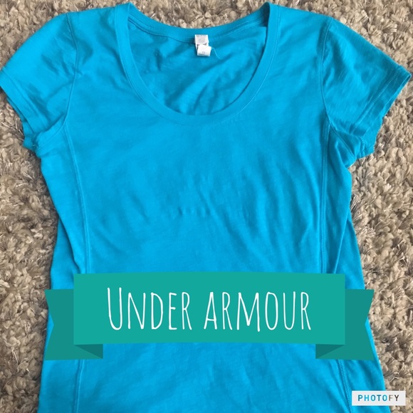 Women's XS Cotton Under Armour Heatgear top