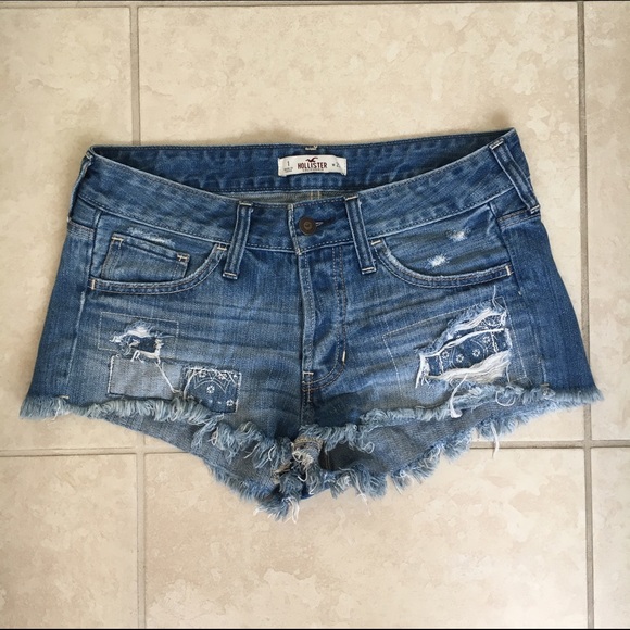 Hollister Shorts NWOT!!! - Picture 1 of 3