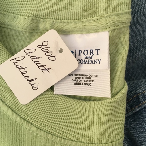 *Sold* Vintage 90s Style Sunflower Tee - Picture 3 of 4