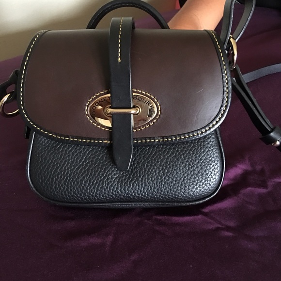 Dooney and Bourke, Christina