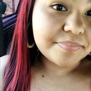 Meet your Posher, Mayra