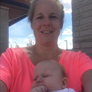 Meet your Posher, Genelle