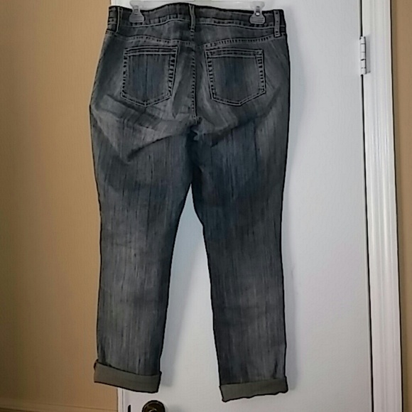 *SOLD* Torrid Destroyed Boyfriend Jeans sz12 - Picture 3 of 3