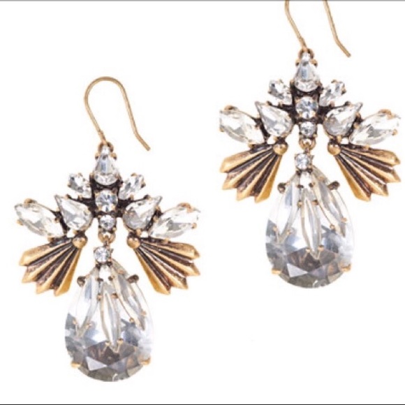 J. Crew Jewelry - J.Crew drop earrings 💕