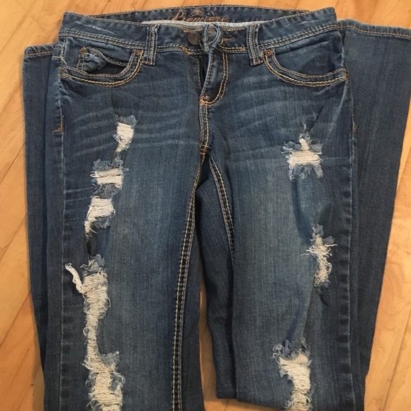 Rue21 PREMIERE ripped jeans