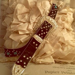 ❌TRADED❌ Womens Black turquoise stone belt faux fur