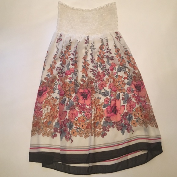 Forever 21 knee length polyester strapless dress