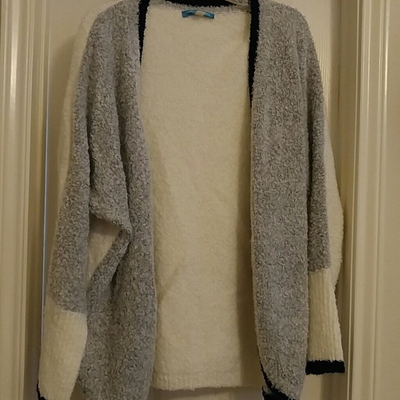 Worn once boyfrien cardigan by Francescas