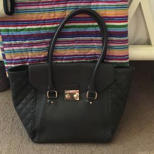 Charming Charlie Handbag💕