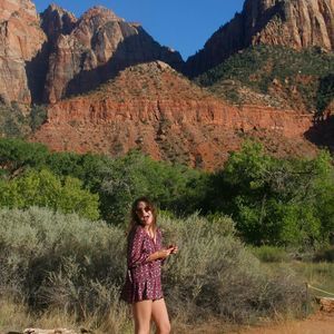 Meet your Posher, Pia