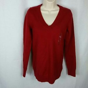 NWT maroon Gap sweater M