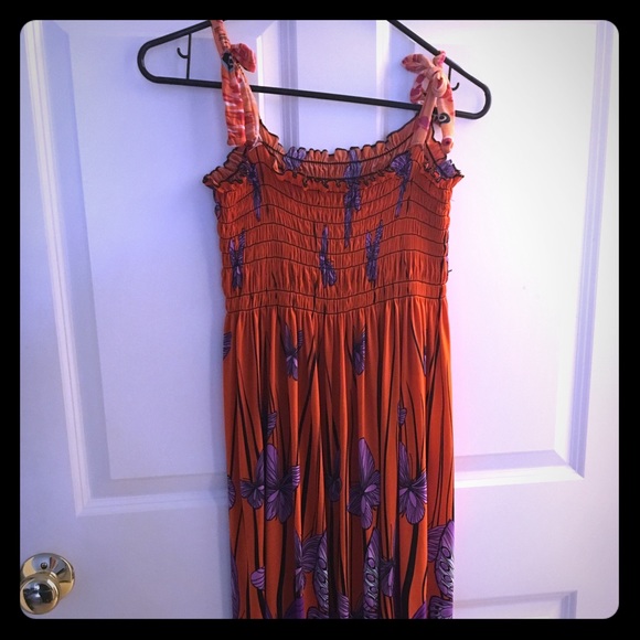🆕 BUTTERFLY PRINT SHORT MAXI DRESS!