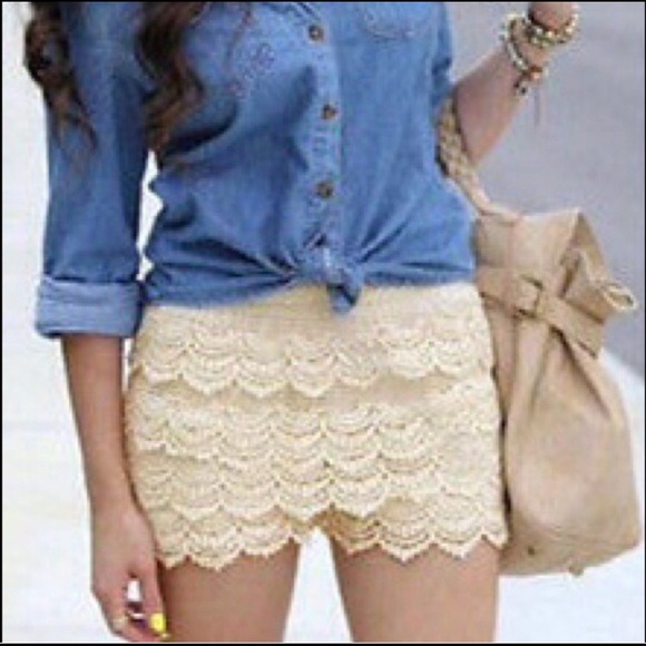 NWOT 2X HP Black crochet shorts. XS. Never worn.