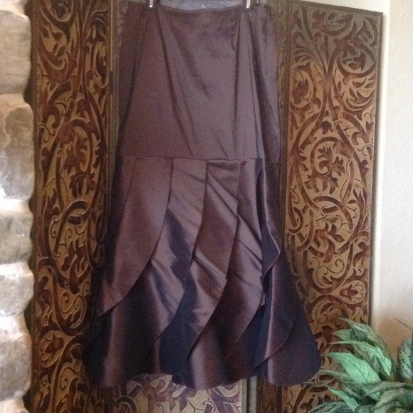 Beautiful formal gown - Picture 2 of 3