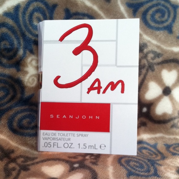 3✨✨ SOLD!!! ✨✨ 3 AM cologne sample by Sean John
