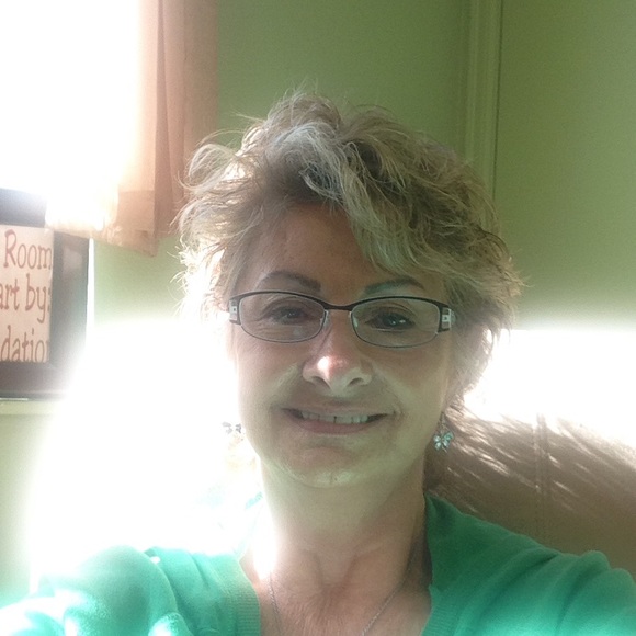 Meet your Posher, Donna - Picture 1 of 1