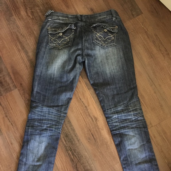 Blue asphalt ripped jeans size 9