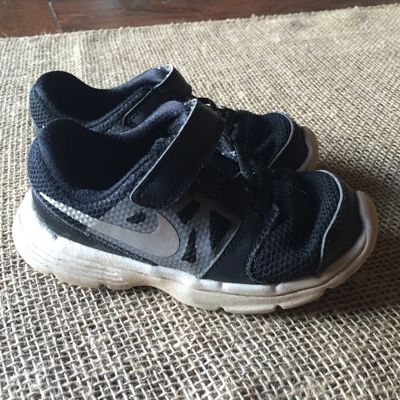 Toddler Nike shoes