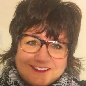 Meet your Posher, Valerie