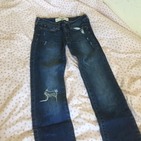 NWOT Abercrombie & Fitch dark boot cut jeans