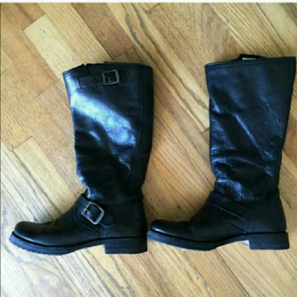 ****FLASH SALE****Fryer Black Leather Boots
