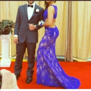 Jiovani original dress.