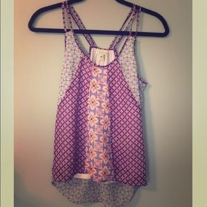 Between me & you top.