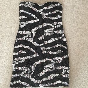 Homecoming dress full zebra sequins. Worn twice