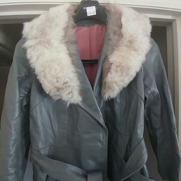 HPπVINTAGE LEATHER 3/4 TRENCH COAT W/ FUR COLLAR - Picture 1 of 4