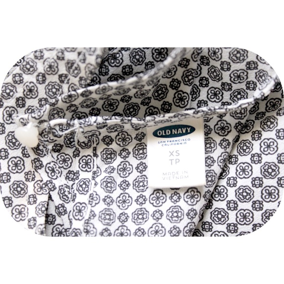 High neck patterned tank - Picture 3 of 4