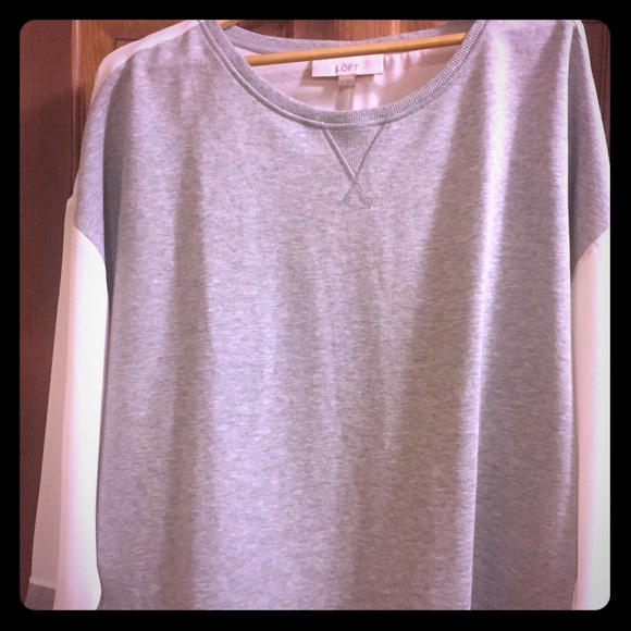 Ann Taylor Top, never worn.