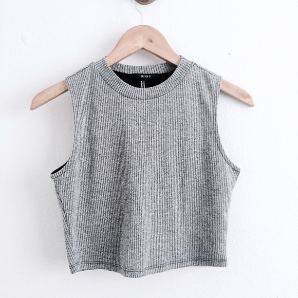Gray Mock Neck Ribbed Cropped Top - Picture 2 of 4