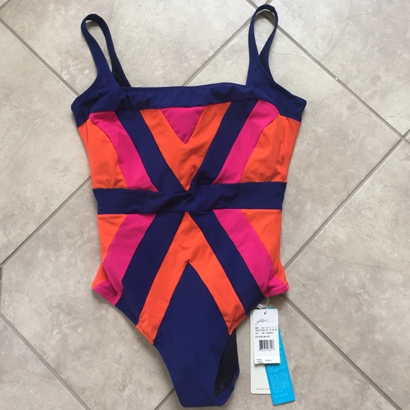 Never been worn Gottex one piece swimsuit!