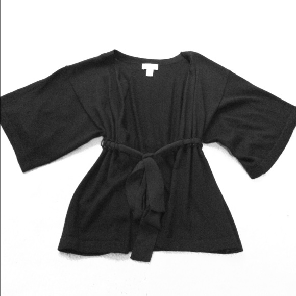 Dressy sweater with tie belt